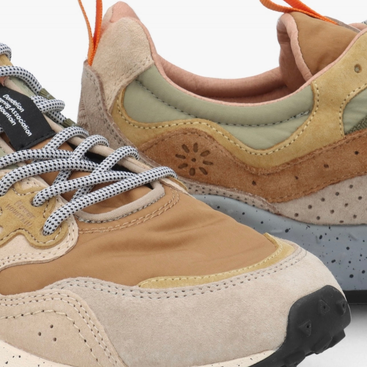 Flower Mountain Yamano 3 Man Grey - Beige