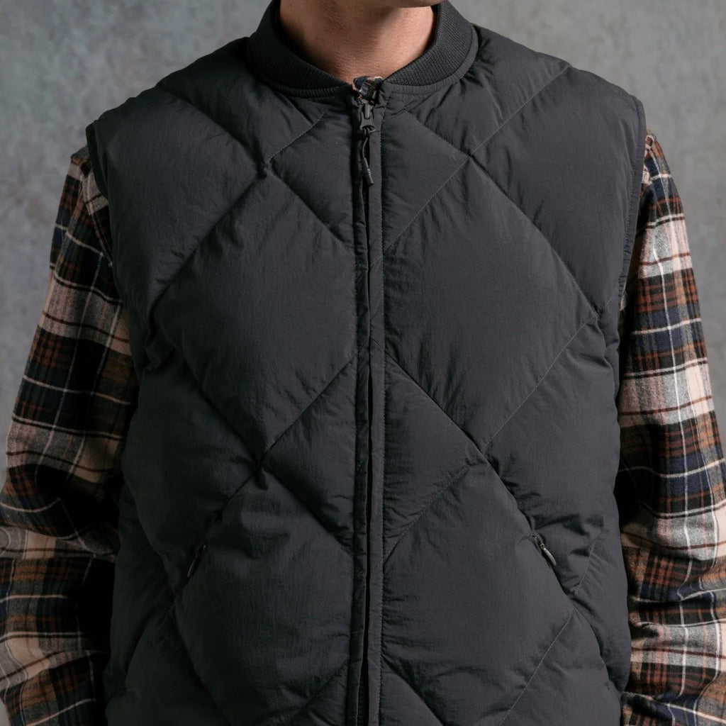 Kestin Linton Vest