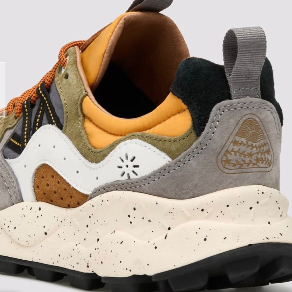 Flower Mountain Yamano 3 Warm Brown - Mustard