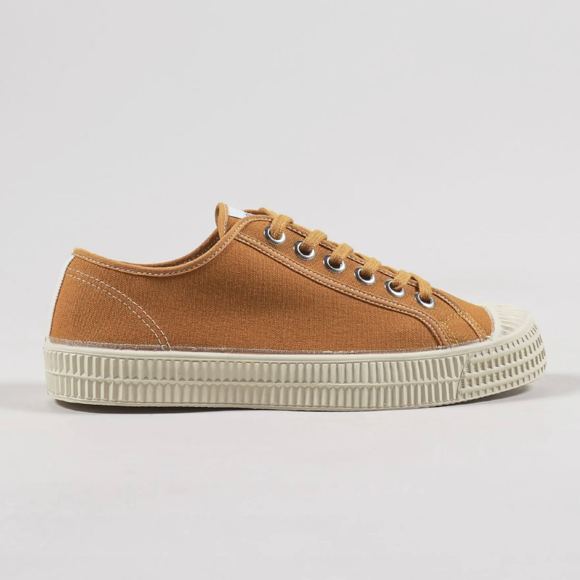 Novesta Star Master Sedlova/Beige