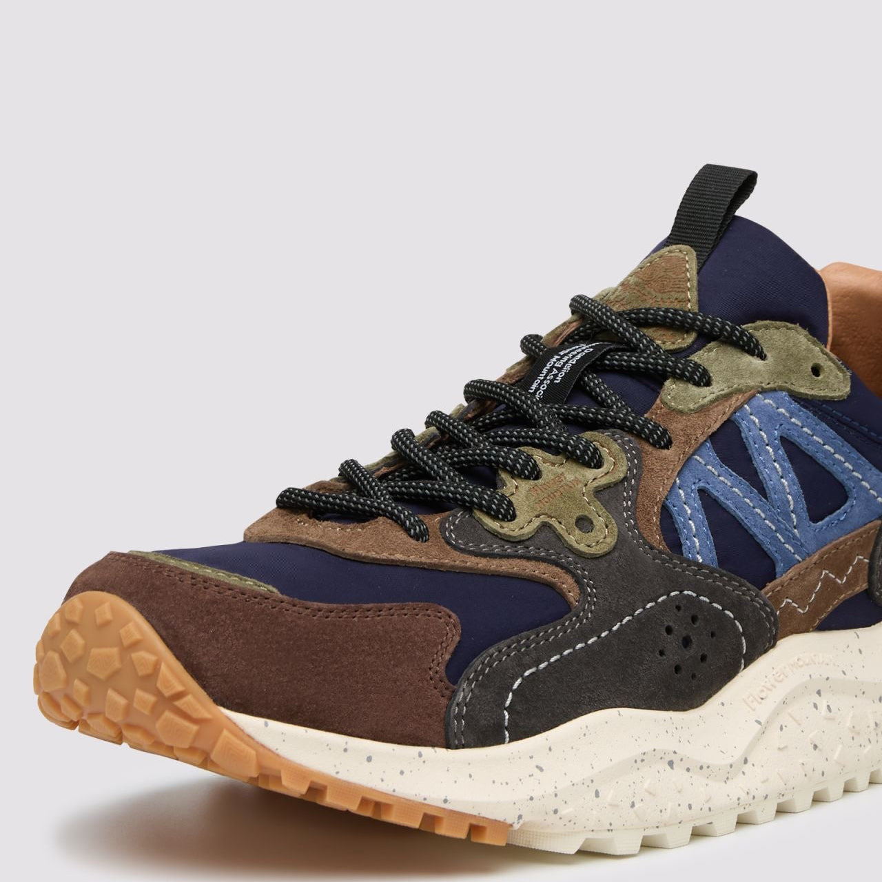 Flower Mountain Solin Man Blue-Brown-Grey